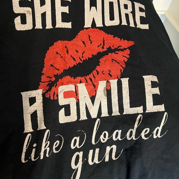 Vintage "she wore she smile like a loaded gun" longsleeve - Picture 5 of 5